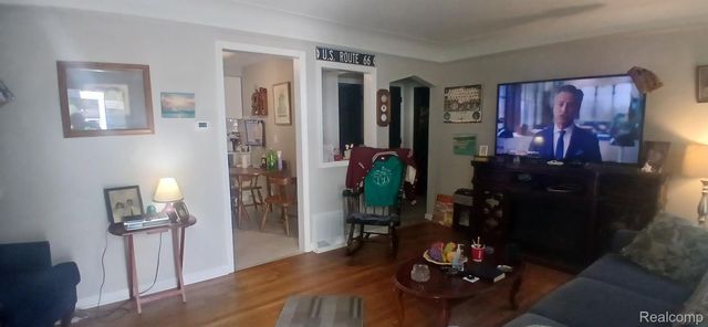 26241 Annapolis Street, Dearborn Heights, MI 48125