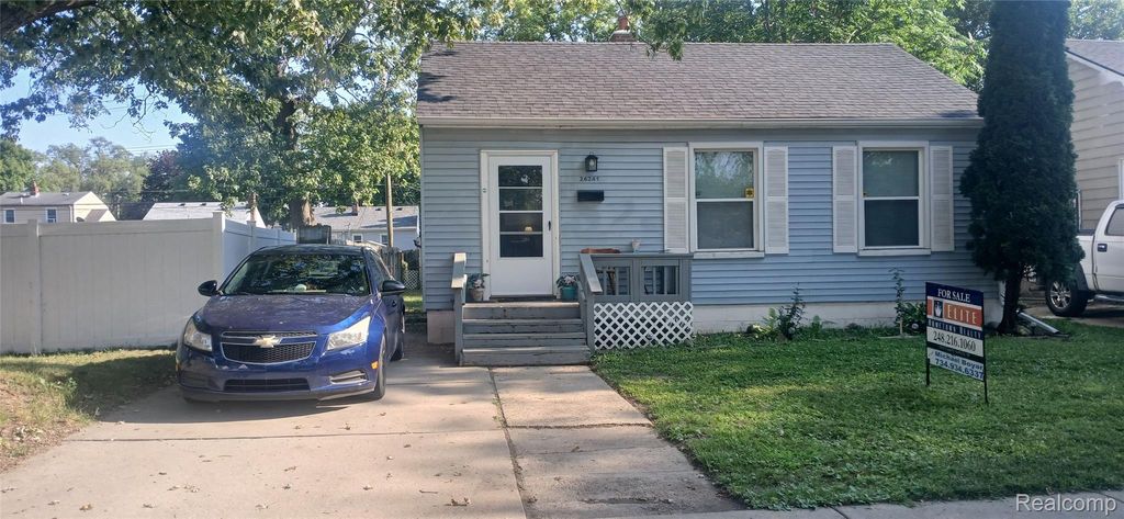 26241 Annapolis Street, Dearborn Heights, MI 48125