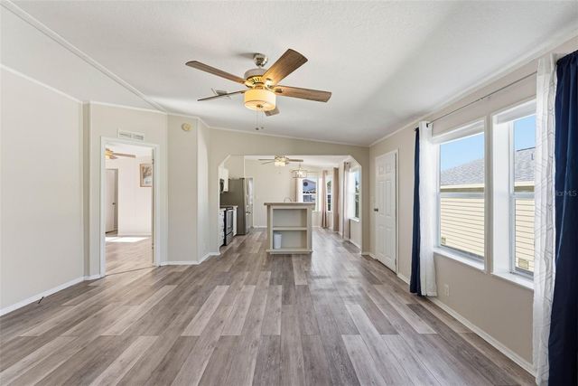 50989 HIGHWAY 27 204, Davenport, FL 33897