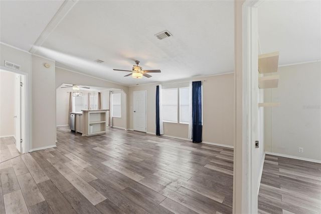 50989 HIGHWAY 27 204, Davenport, FL 33897