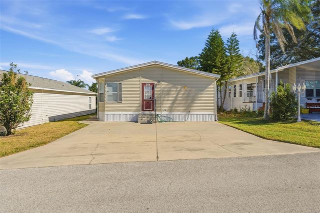 50989 HIGHWAY 27 204, Davenport, FL 33897