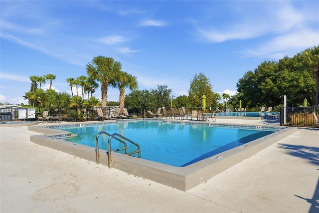 50989 HIGHWAY 27 204, Davenport, FL 33897