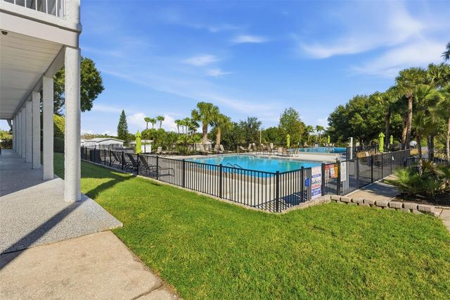 50989 HIGHWAY 27 204, Davenport, FL 33897