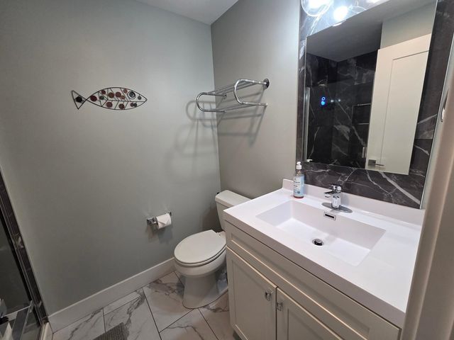 914 E Front Street 12, Traverse City, MI 49686