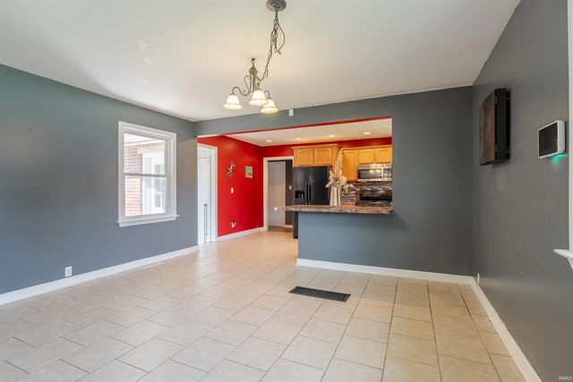2153 Adams Avenue, Evansville, IN 47714