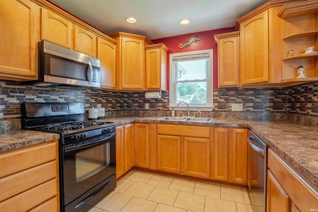 2153 Adams Avenue, Evansville, IN 47714