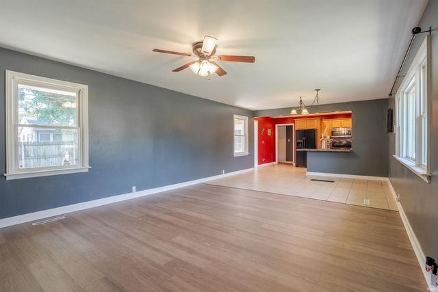 2153 Adams Avenue, Evansville, IN 47714