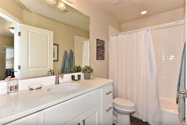 1622 W CANYON TREE DR, St. George, UT 84770