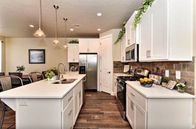 1622 W CANYON TREE DR, St. George, UT 84770