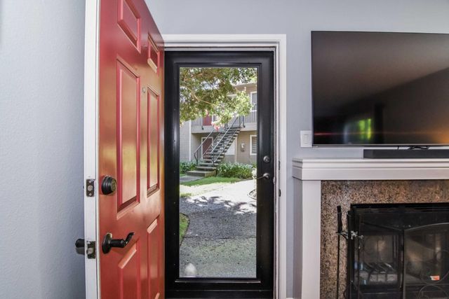 9101 Newhall Dr #31, Sacramento, CA 95826