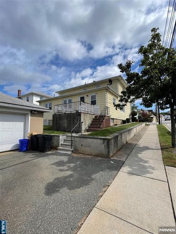 671 Chase Avenue, Lyndhurst, NJ 07071