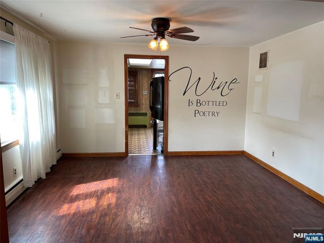 671 Chase Avenue, Lyndhurst, NJ 07071