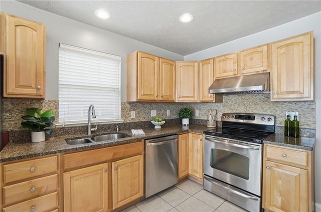 1800 Olde Haley Drive, Centerville, OH 45458