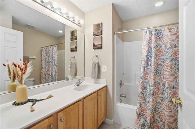 1800 Olde Haley Drive, Centerville, OH 45458