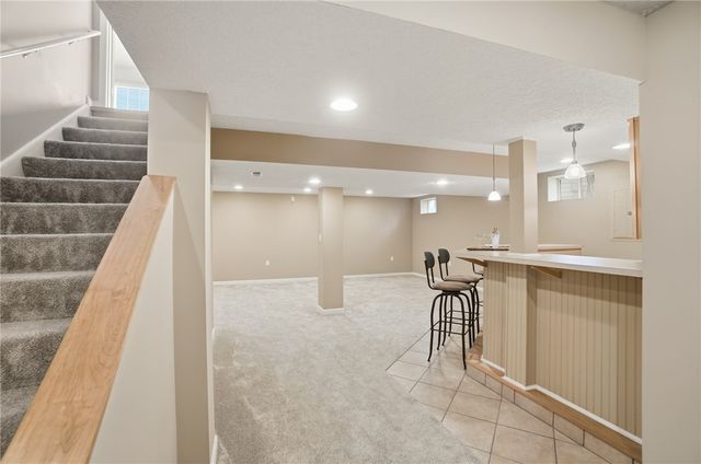 1800 Olde Haley Drive, Centerville, OH 45458