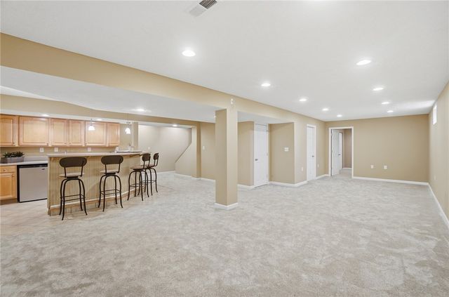 1800 Olde Haley Drive, Centerville, OH 45458