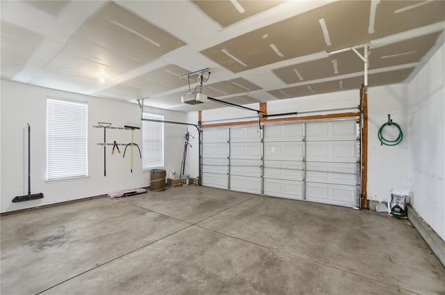 1800 Olde Haley Drive, Centerville, OH 45458