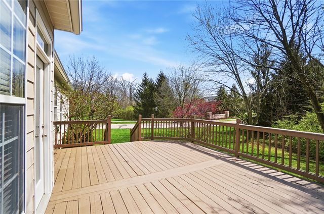 1800 Olde Haley Drive, Centerville, OH 45458