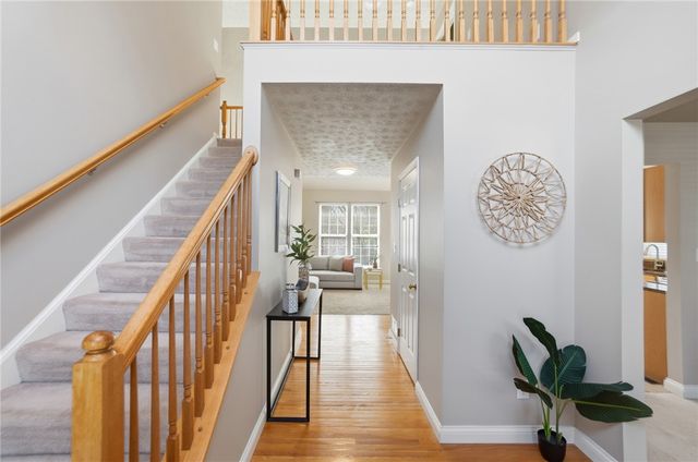 1800 Olde Haley Drive, Centerville, OH 45458