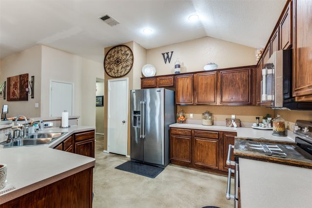 413 Pin Oak Lane, Royse City, TX 75189