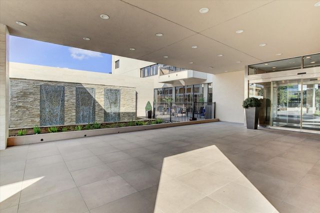 49 Briar Hollow Lane 505, Houston, TX 77027