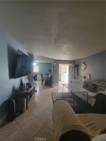 8567 Trey Avenue, Riverside, CA 92503