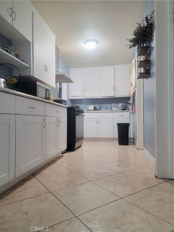 8567 Trey Avenue, Riverside, CA 92503