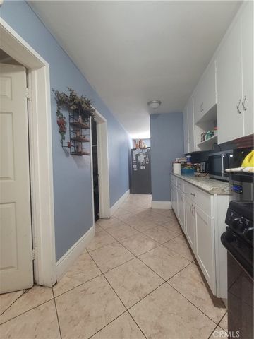 8567 Trey Avenue, Riverside, CA 92503