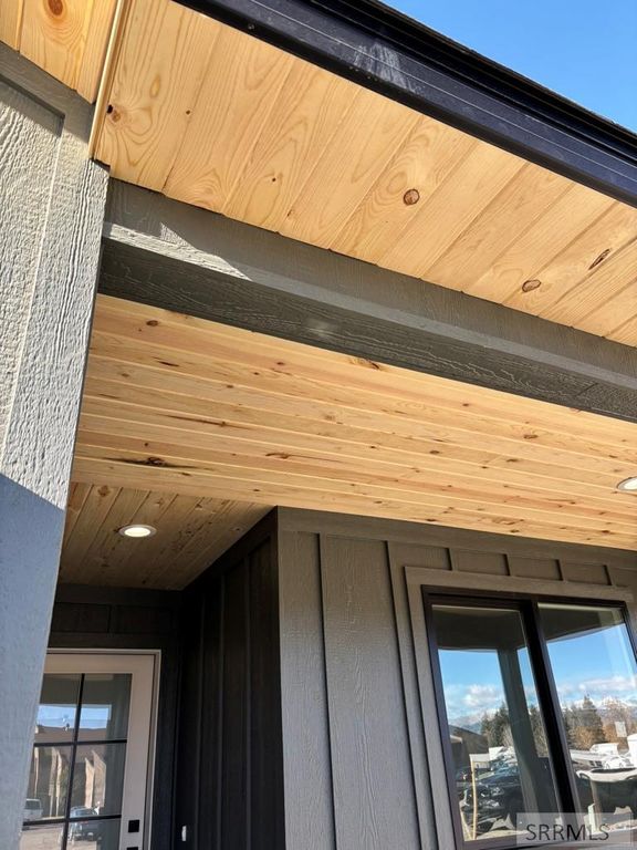 Image 4 of property listing at 412 Rose Avenue, Mackay, ID 83251