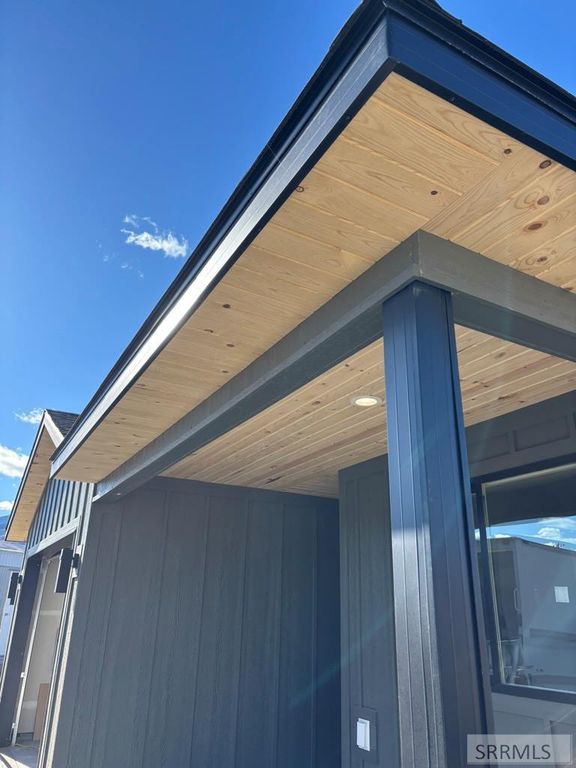 Image 5 of property listing at 412 Rose Avenue, Mackay, ID 83251