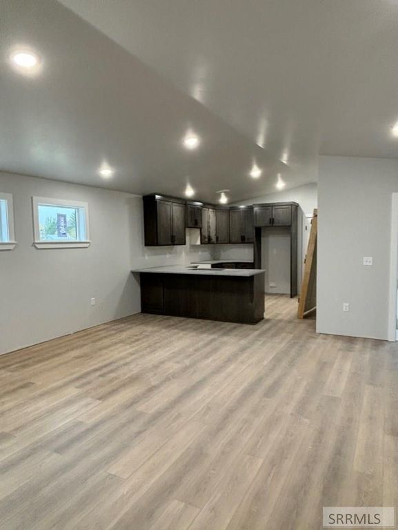 Image 6 of property listing at 412 Rose Avenue, Mackay, ID 83251