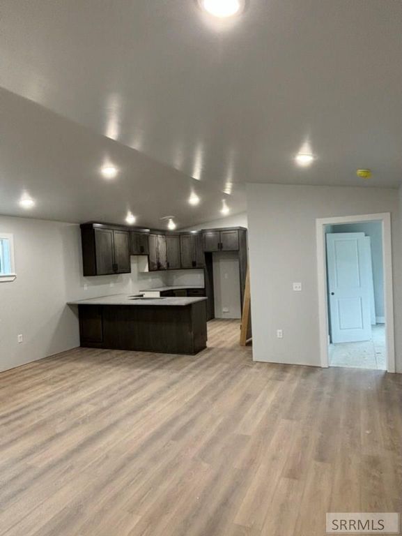 Image 7 of property listing at 412 Rose Avenue, Mackay, ID 83251