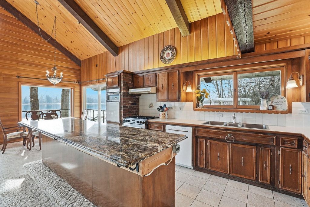 6201 A S LeClerc Rd, Newport, WA 99156 photo 10