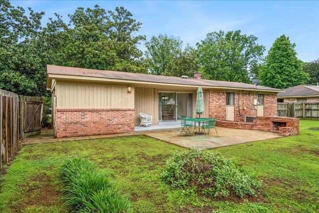 1601 DELMONT RD, Memphis, TN 38117
