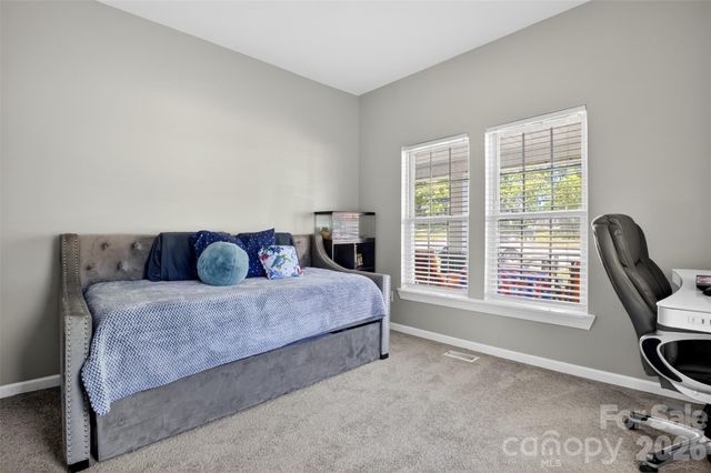 225 E End Avenue, Statesville, NC 28677