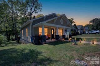 225 E End Avenue, Statesville, NC 28677