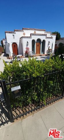 1086 West Boulevard, Los Angeles, CA 90019