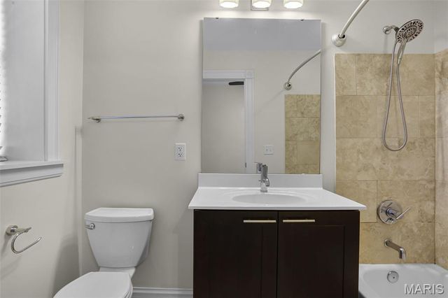 6115 Washington Boulevard 102, St Louis, MO 63112