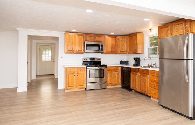 491 Hancock St, Abington, MA 02351