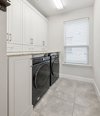 8471 Colburn, The Colony, TX 75056