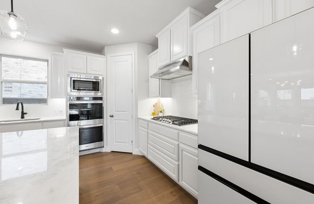 8471 Colburn, The Colony, TX 75056