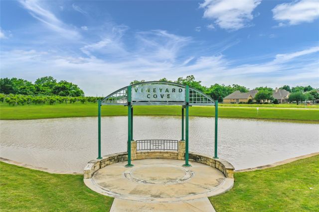 4418 Southpoint Way N, Fulshear, TX 77441