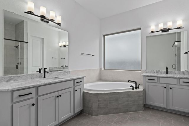 4418 Southpoint Way N, Fulshear, TX 77441