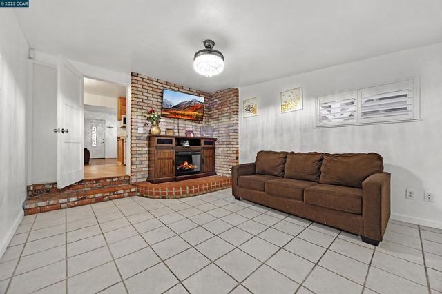 205 John Gildi Ave, Antioch, CA 94509