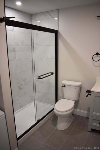 54 Dixwell Avenue Lower, New Haven, CT 06511