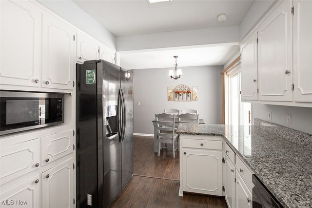 15446 Drake Road, Strongsville, OH 44136