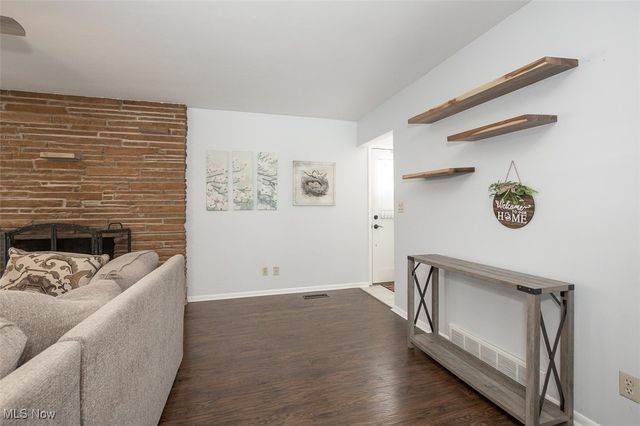 15446 Drake Road, Strongsville, OH 44136