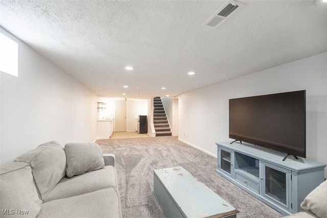 15446 Drake Road, Strongsville, OH 44136