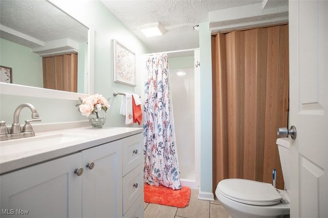 15446 Drake Road, Strongsville, OH 44136