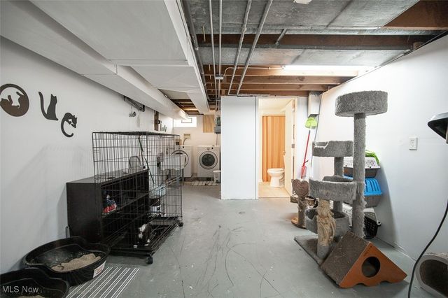 15446 Drake Road, Strongsville, OH 44136